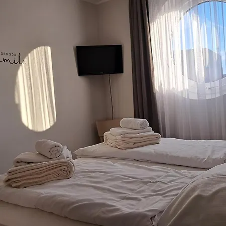 28, Blickrichtung Innenstadtbinnenhafen דירה *